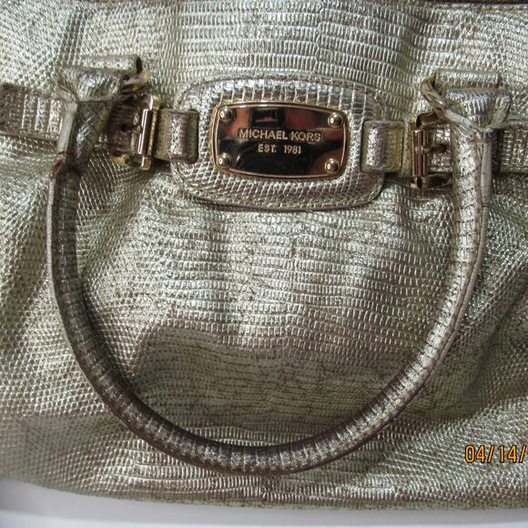 Michael Michael Kors Metallic Gold Chain Medium Crossbody Bag - Picture 2 of 10